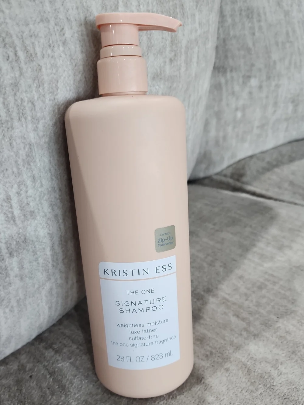 NWT Kristin Ess Signature Shampoo- 28oz